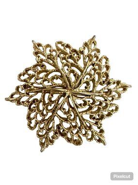 Vintage Gerry’s Gold Tone Filigree Snowflake Brooch Holiday Pin